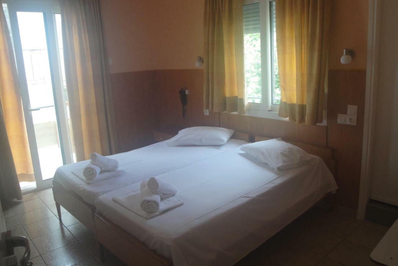 Anna Christina Hotel Камена Вурла Екстериор снимка